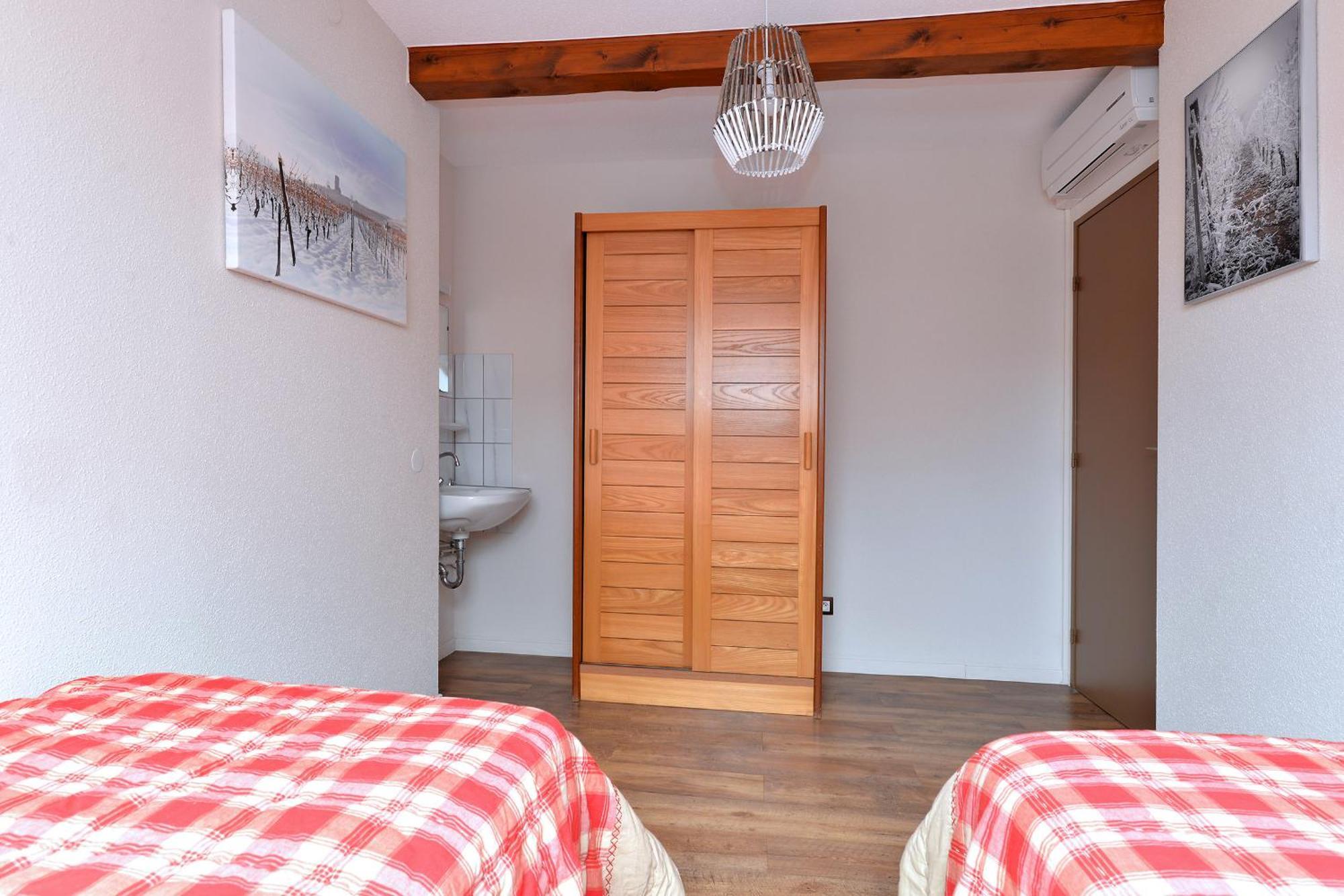 L'Eclos Des Vignes - Appartements Haut De Gamme Avec Spa Bergheim Room photo